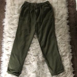 AE olive green pants